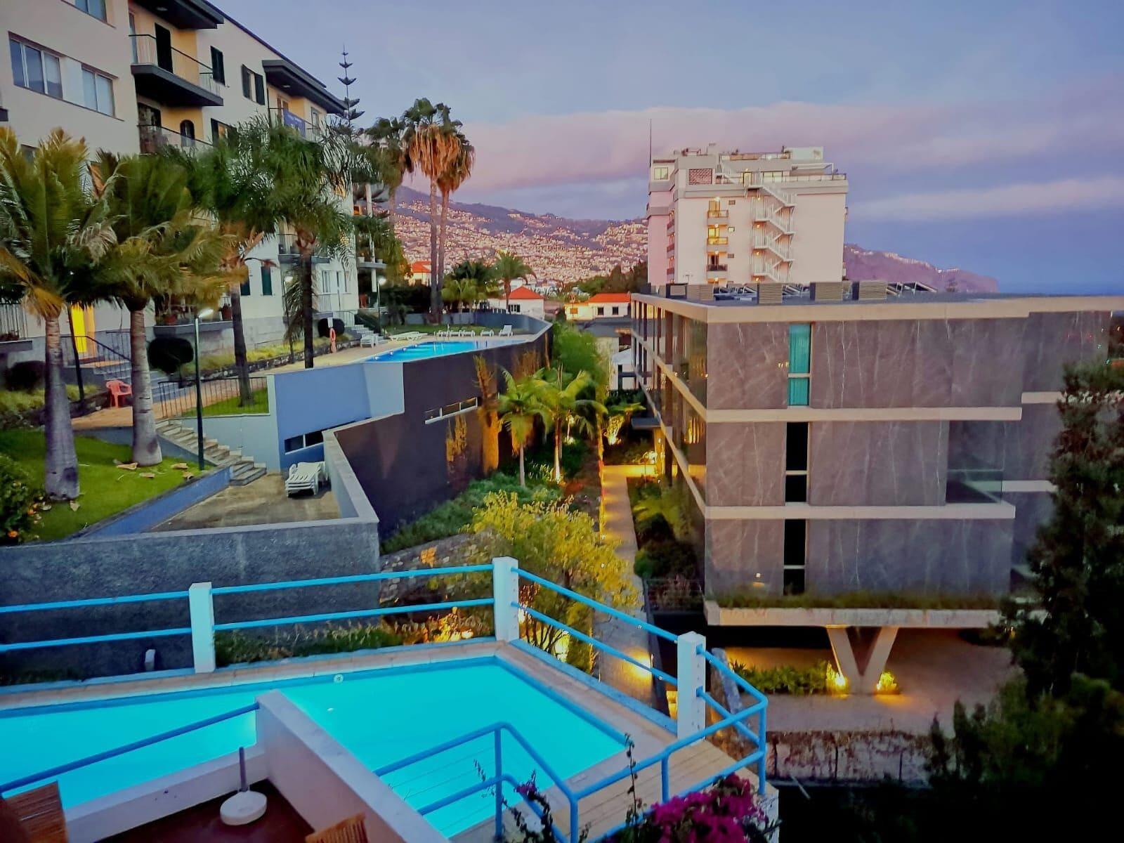 Guesthouse Vila Lusitania フンシャル エクステリア 写真
