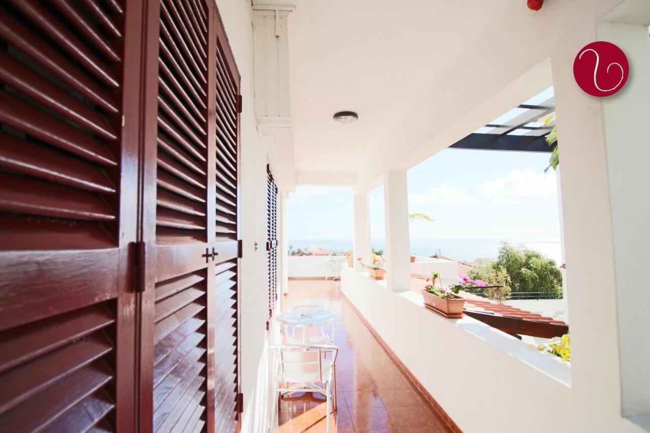 Guesthouse Vila Lusitania フンシャル エクステリア 写真