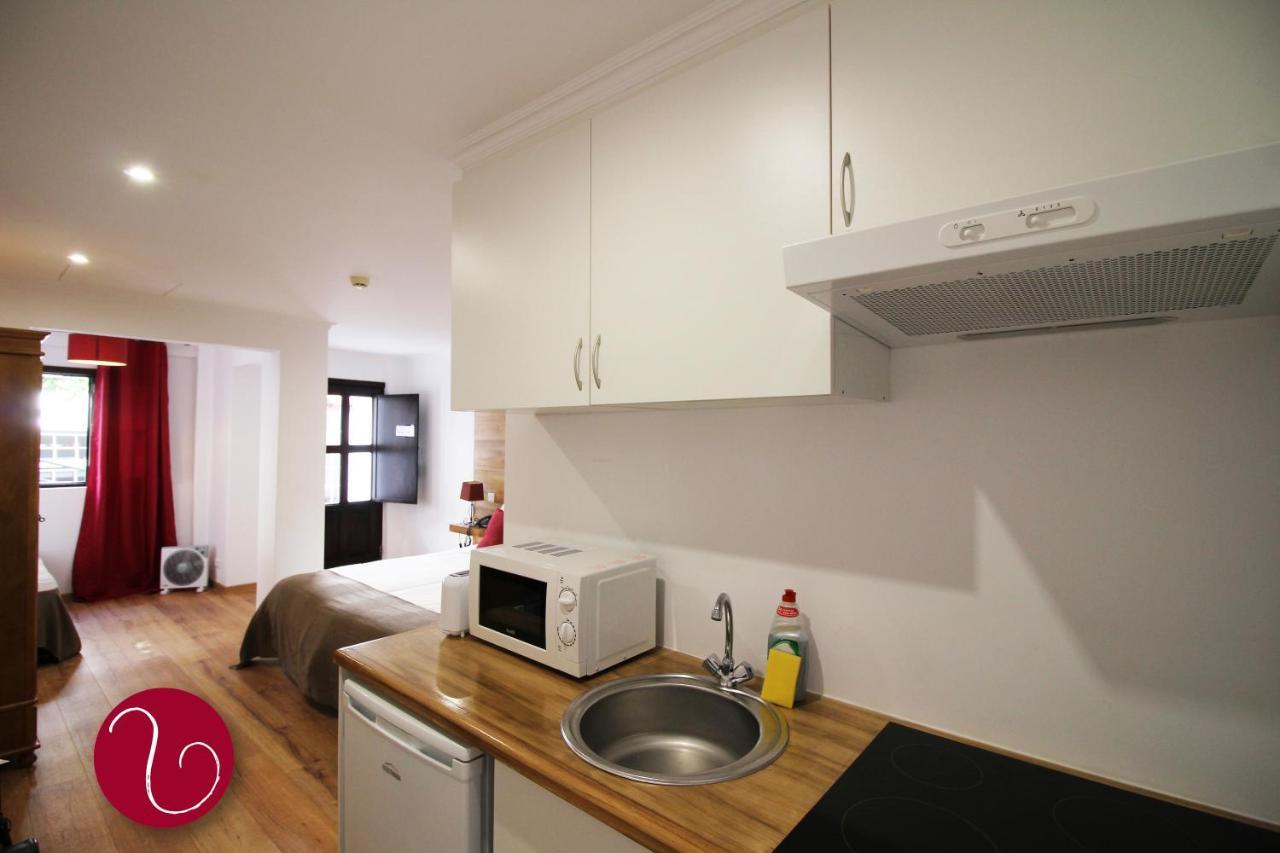 Guesthouse Vila Lusitania フンシャル エクステリア 写真