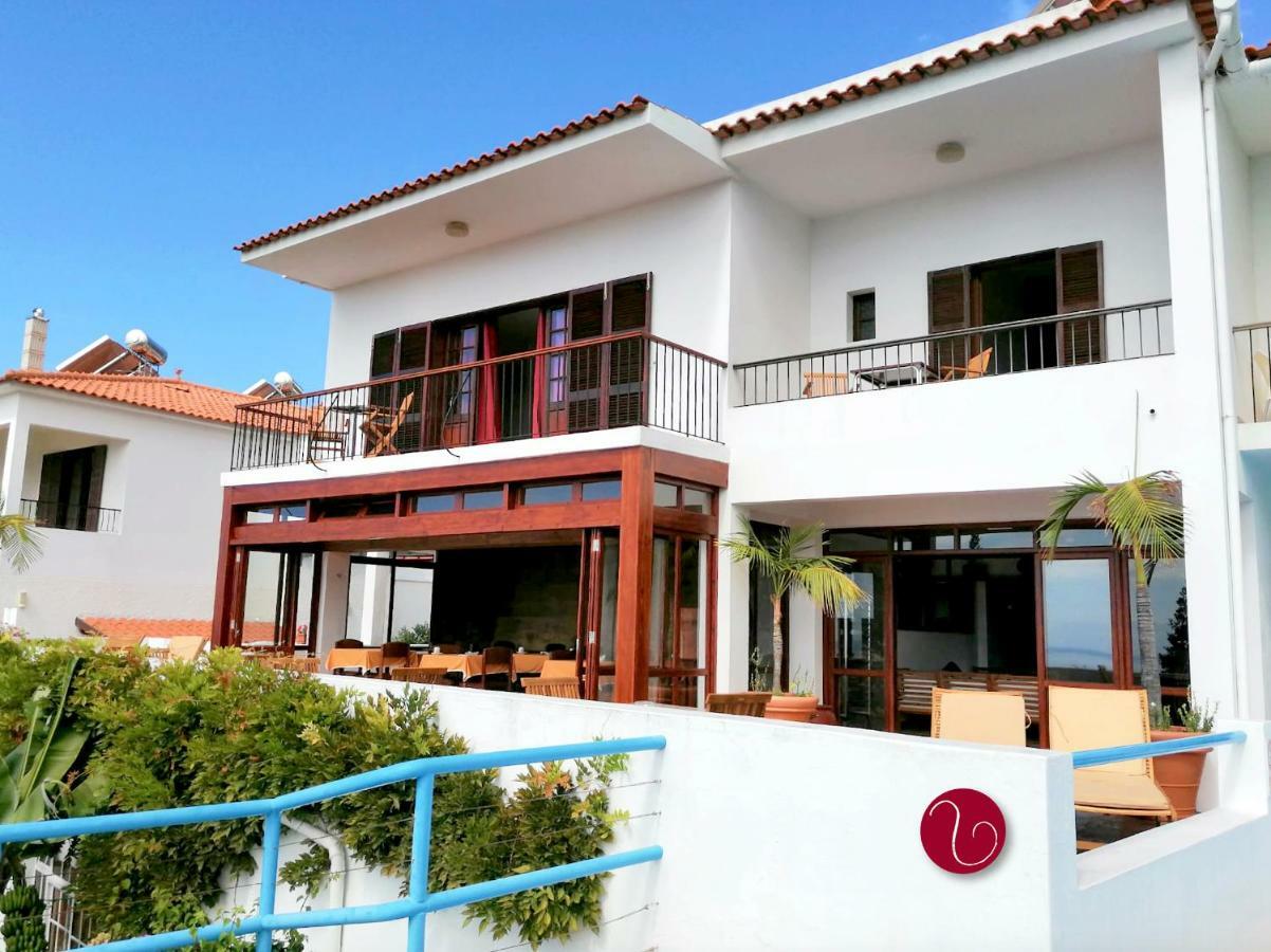 Guesthouse Vila Lusitania フンシャル エクステリア 写真