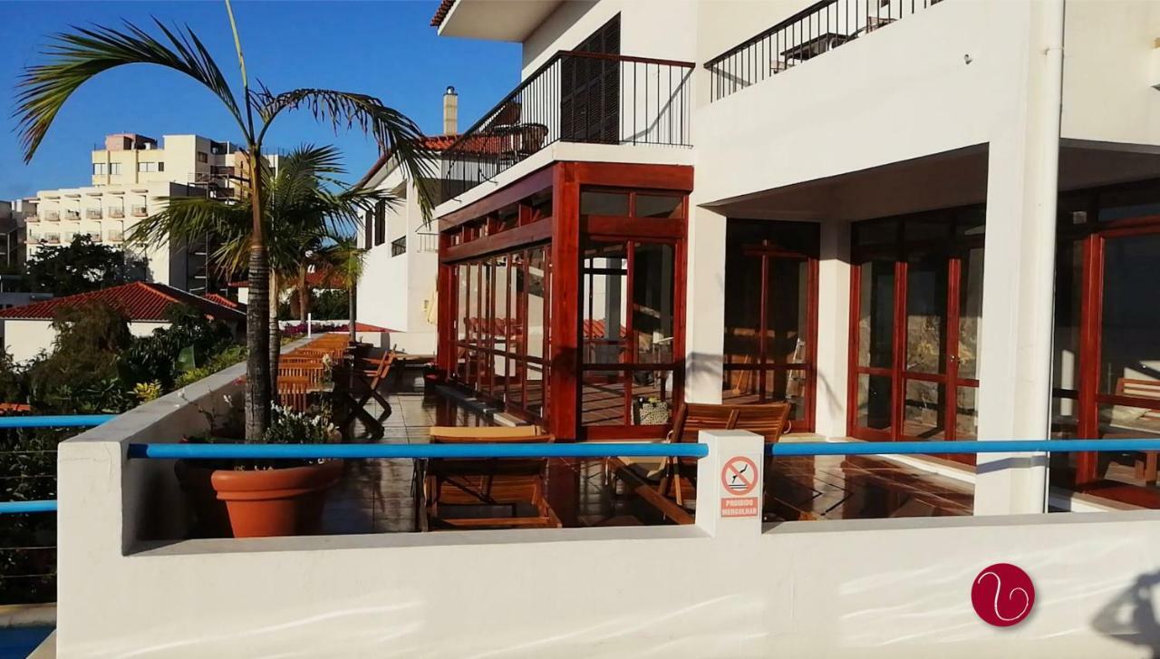 Guesthouse Vila Lusitania フンシャル エクステリア 写真