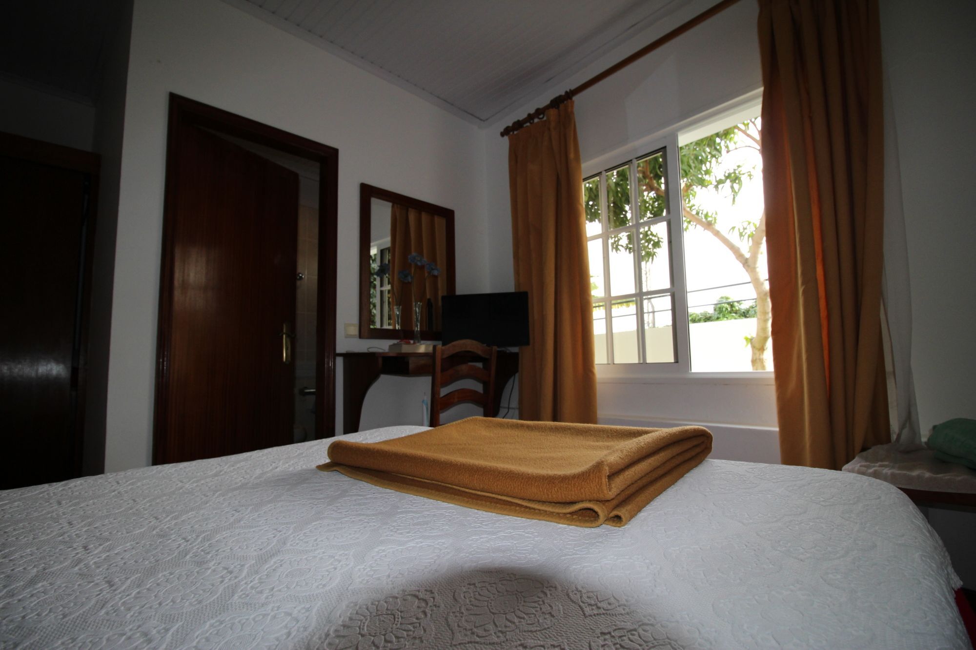Guesthouse Vila Lusitania フンシャル エクステリア 写真