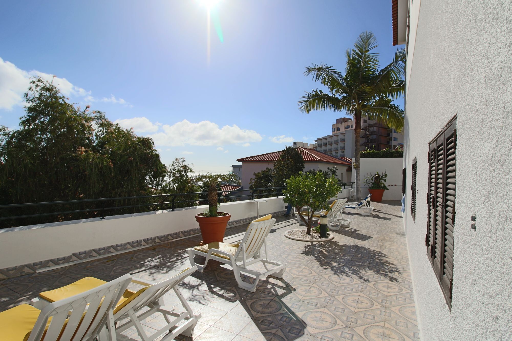 Guesthouse Vila Lusitania フンシャル エクステリア 写真